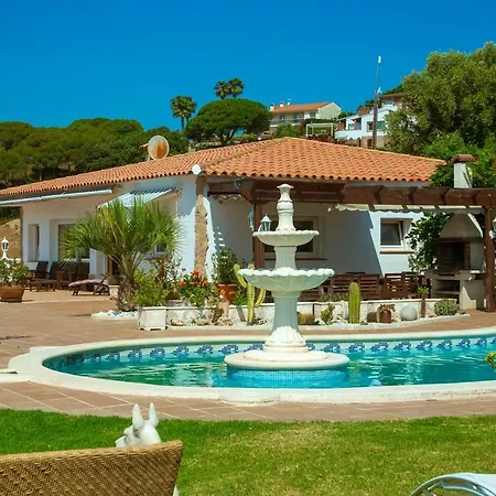 Tortuga Villa Lloret de Mar