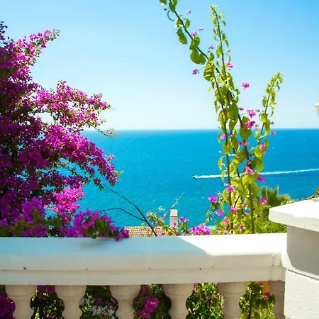 Tortuga Villa *